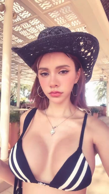 Urbabyjasmin leaked private photo uncensored HD quality