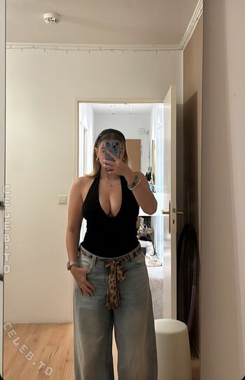 V d s olivia leaked private photo uncensored HD quality