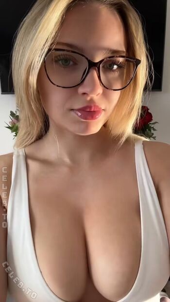 V d s olivia leaked private photo uncensored HD quality