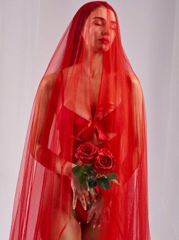 Vahide bulu leaked private photo uncensored HD quality