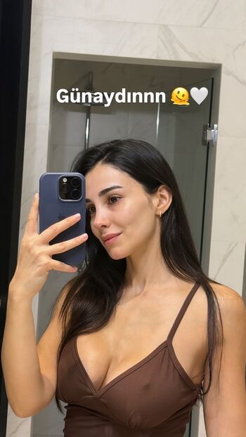 Vahide bulu leaked private photo uncensored HD quality