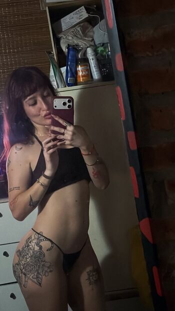 Valen pinto page leaked private photo uncensored HD quality