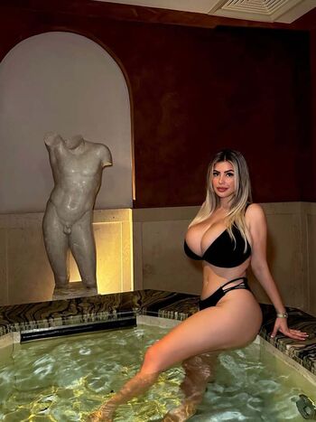 Valentina di rocco  page leaked private photo uncensored HD quality