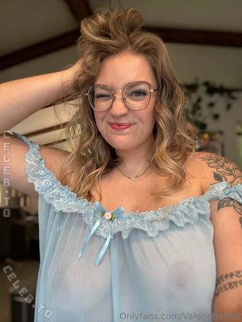 Valerie bardot  page leaked private photo uncensored HD quality