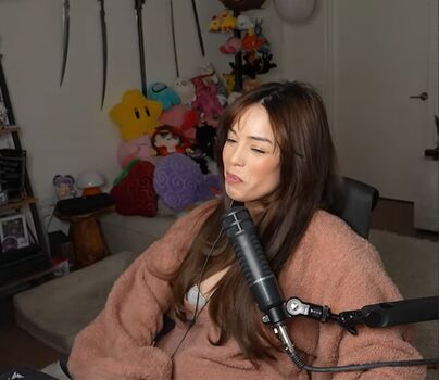 Valkyrae  page leaked private photo uncensored HD quality