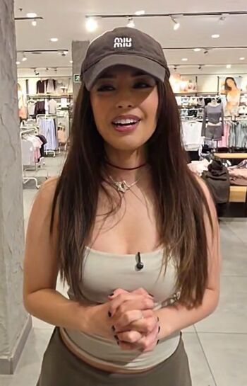 Valkyrae  page leaked private photo uncensored HD quality