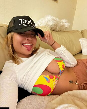 Victoria kuang  page leaked private photo uncensored HD quality