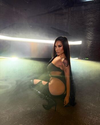 Victoria kuang  page leaked private photo uncensored HD quality