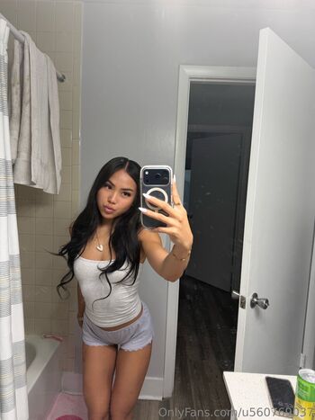 Vikkihayes leaked private photo uncensored HD quality