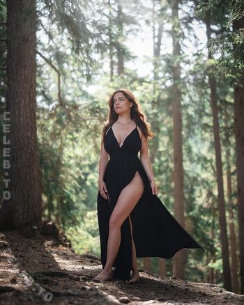 Vivienne gr leaked private photo uncensored HD quality