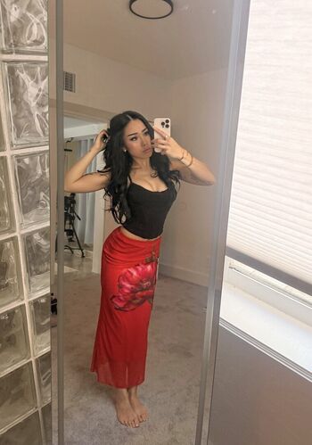 Vivienne vo page leaked private photo uncensored HD quality