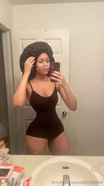 Vxmpisariel leaked private photo uncensored HD quality