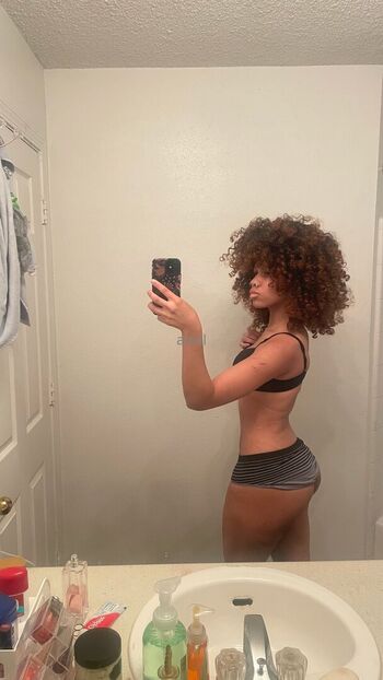 Vxmpisariel leaked private photo uncensored HD quality