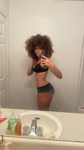Vxmpisariel leaked private photo uncensored HD quality