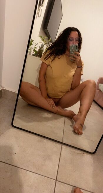 Waking queen leaked private photo uncensored HD quality