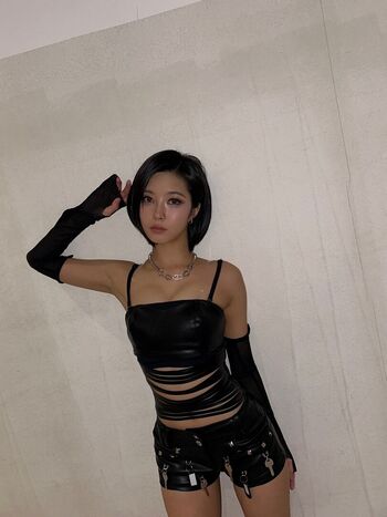 Womenk pop page leaked private photo uncensored HD quality