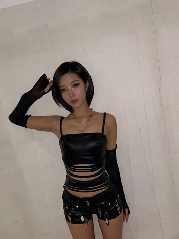 Womenk pop page leaked private photo uncensored HD quality