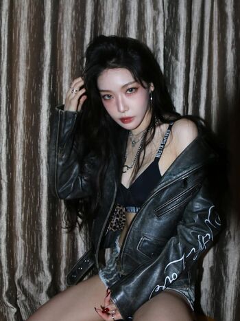 Womenk pop page leaked private photo uncensored HD quality