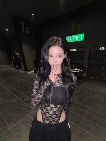 Womenk pop page leaked private photo uncensored HD quality