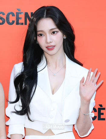 Womenk pop page leaked private photo uncensored HD quality