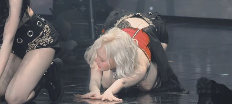 Womenk pop page leaked private photo uncensored HD quality