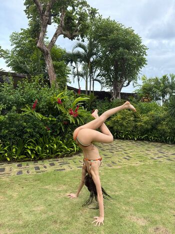 Womenk pop page leaked private photo uncensored HD quality