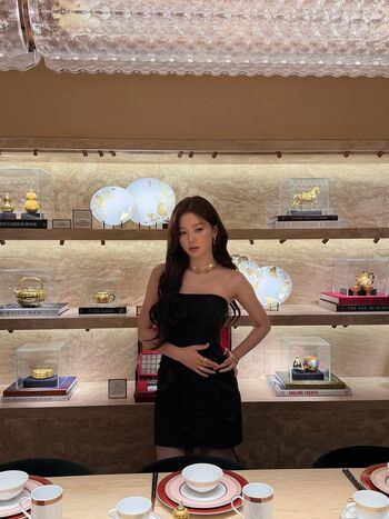 Womenk pop page leaked private photo uncensored HD quality