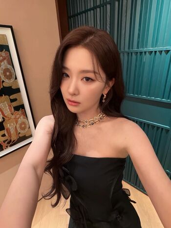 Womenk pop page leaked private photo uncensored HD quality