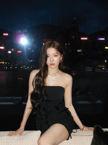 Womenk pop page leaked private photo uncensored HD quality