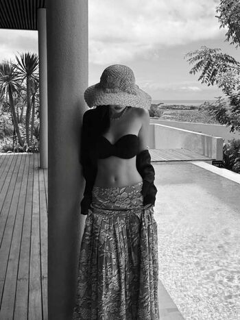 Womenk pop page leaked private photo uncensored HD quality