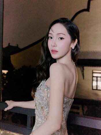 Womenk pop page leaked private photo uncensored HD quality