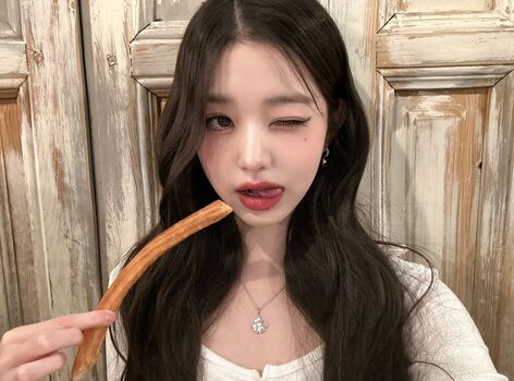 Womenk pop page leaked private photo uncensored HD quality