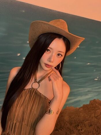 Womenk pop page leaked private photo uncensored HD quality