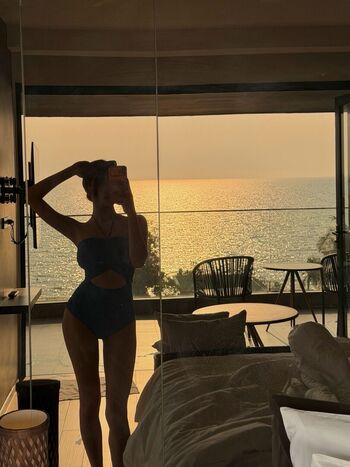 Womenk pop page leaked private photo uncensored HD quality