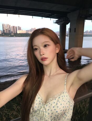Womenk pop page leaked private photo uncensored HD quality