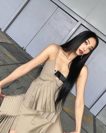 Womenk pop page leaked private photo uncensored HD quality