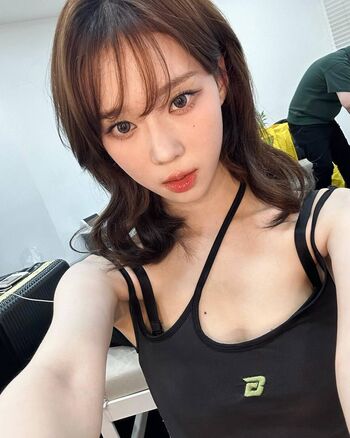 Womenk pop page leaked private photo uncensored HD quality