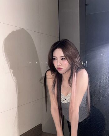 Womenk pop page leaked private photo uncensored HD quality
