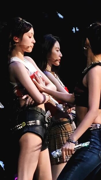 Womenk pop leaked private photo uncensored HD quality