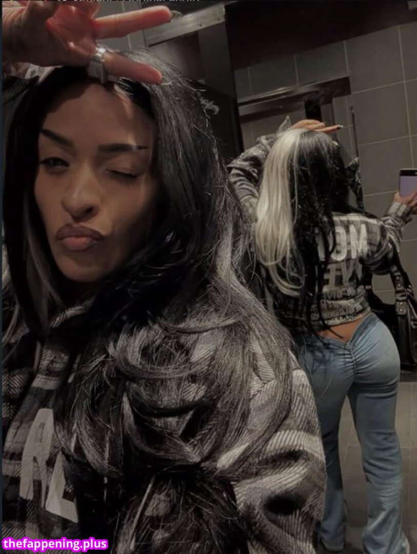 Wwe zelina vega/ leaked private photo uncensored HD quality