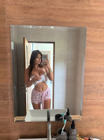 Xeniahelenaa leaked private photo uncensored HD quality