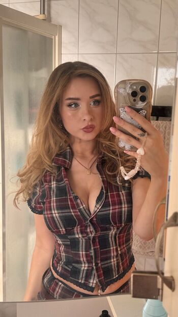 Yaboielina page leaked private photo uncensored HD quality