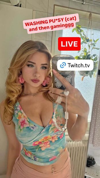 Yaboielina leaked private photo uncensored HD quality