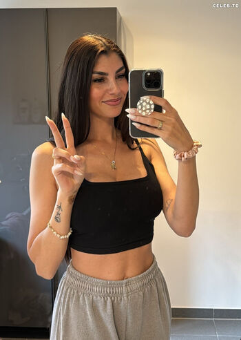 Yeliz koc  page leaked private photo uncensored HD quality