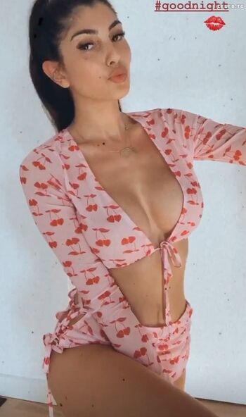 Yeliz koc  page leaked private photo uncensored HD quality