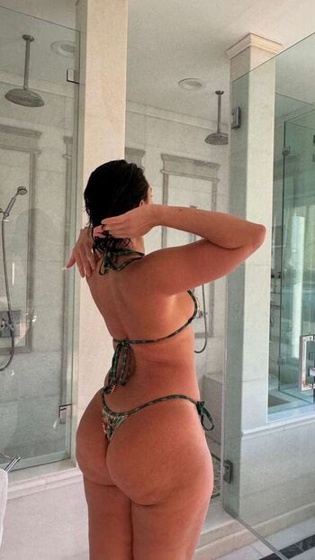 Yesjulz  page leaked private photo uncensored HD quality