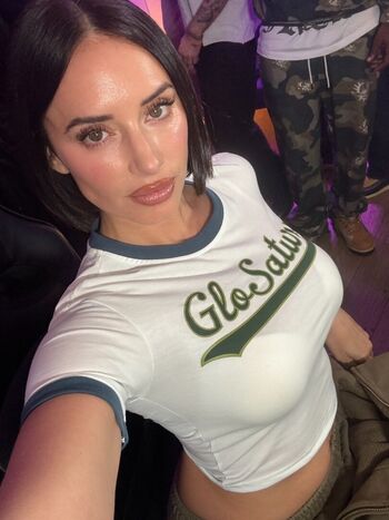 Yesjulz  page leaked private photo uncensored HD quality