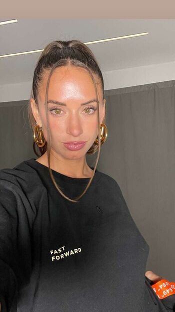 Yesjulz  page leaked private photo uncensored HD quality