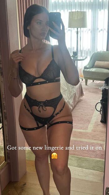 Yesjulz  page leaked private photo uncensored HD quality