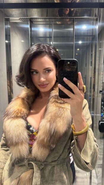 Yesjulz  page leaked private photo uncensored HD quality